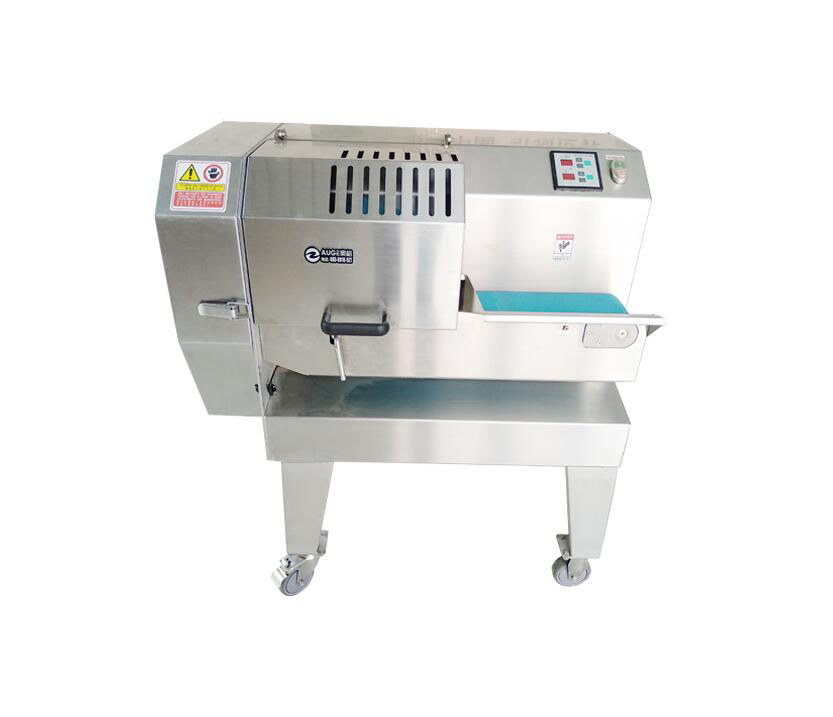 正确使用切菜机，以防手被“咬住”